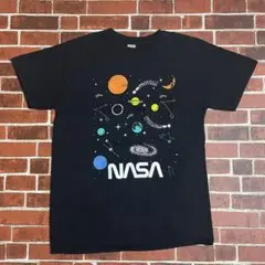 よ*こ様 《ビッグプリント》海外古着ギルダンブラックTシャツNASA 宇宙テーマ