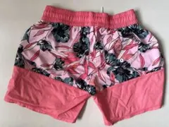ピンク花柄ボードショーツ　ビラボン