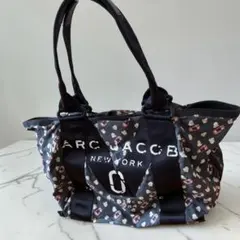 MARC JACOBS 総柄 ナイロン トートバッグ 大容量 ブラックのサムネイル