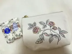 L'Occitane ハンドクリームセット ポーチ付き