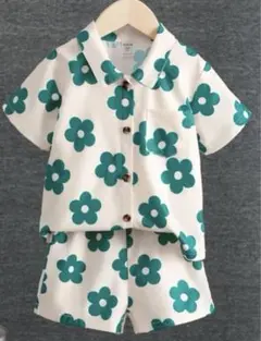 花柄　Tシャツとパンツ　大幅値引き！期間限定！