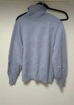 LOWRYS　ライトブルー タートルネック セーター