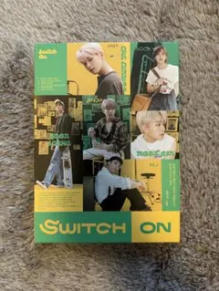 ASTRO 8th Mini Album SWITCH ON ポスター - メルカリ