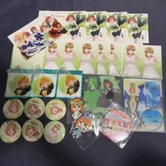 映画 五等分の花嫁 四葉 缶バッジ アクリルスタンド ラバスト ポストカード