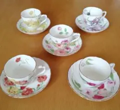 【未使用品】花柄カップ・ソーサー5個セット　Yukiko Hanai