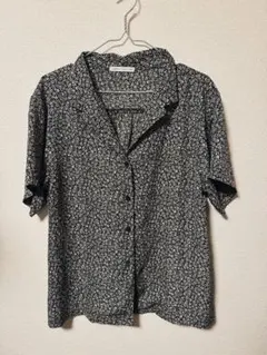 ★SALE★半袖シャツ(e hyphen world gallery PEACE