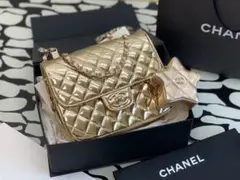 CHANEL ゴールド ショルダーバッグ