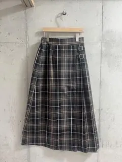 チェック柄ロングスカート バックル付き