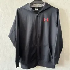 Under Armour ブラック レッド パーカー　YXL