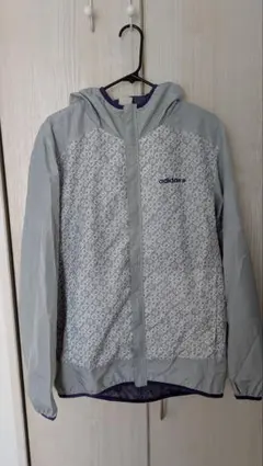 【年末年始限定値下げ】【美品】adidasナイロンジャケット ウインドブレイカー