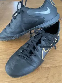 NIKE TIEMPO フットサルシューズ ブラック×ゴールド 27cm