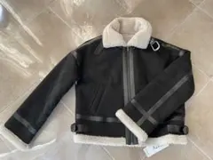 【新品未使用】黒ショート丈ボア襟ブルゾン