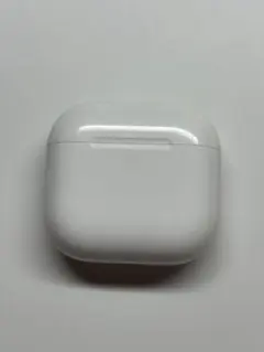 Apple純正 AirPods 第4世代 充電ケースのみ　ANC非搭載