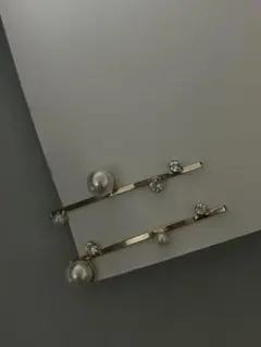 パールとクリスタルのヘアピン 2本セット