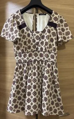 【美品】SPIRALGIRlスパイラルガール ロンパース オールインワン幾何学柄