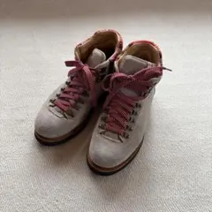 Item thumbnail for item 74ee0370-3f62-41e2-92d8-cec45ab0826f