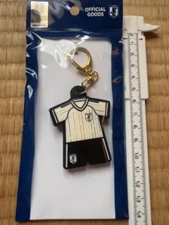 サッカー日本代表　アウェイユニフォーム型ラバーキーホルダー