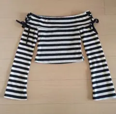 オフショルダー ストライプ Tシャツ