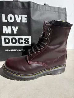 【美品】Dr. Martens バーガンディ人気カラー　ファー付きブーツ