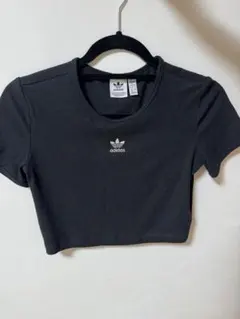adidas チビTシャツ