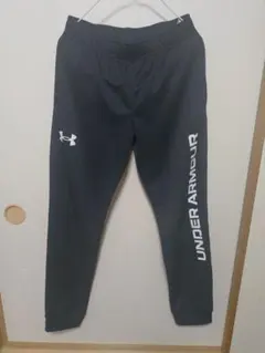 UNDER ARMOUR ルーズフィットジャージパンツ YLG　150cm
