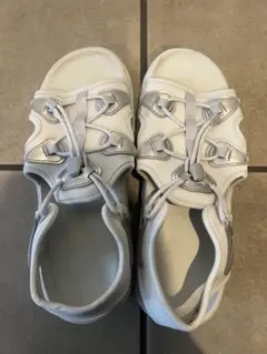 ナイキ エア マックス ココ サンダル SE サイズ25