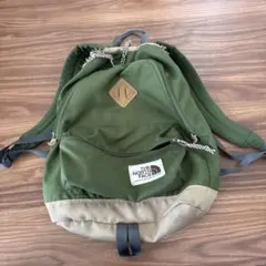 THE NORTH FACE バックパック リュック カーキのサムネイル