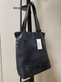 アニアリ　レザー トートバッグ　タグ付き(屋外持ち出しなし)