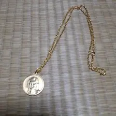 貴重な桜田淳子ゴールド メダル型ペンダント ネックレス