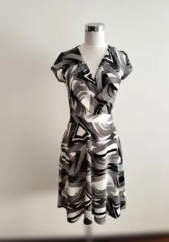 EGERIE 半袖ひざ丈ワンピース