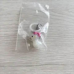 ハローキティ めじるしアクセサリー チャーミーキティ　ガチャ