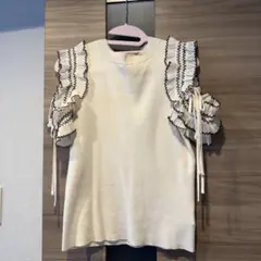 SNIDEL フリル半袖ニット アイボリー