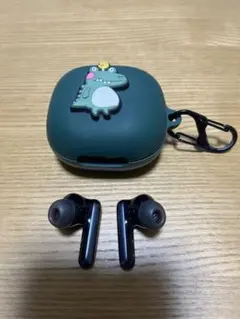 【カバー付】Anker soundcore P40i ワイヤレスイヤホン　黒