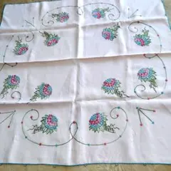 アンティーク花柄刺繍 テーブルクロス