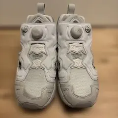 Reebok リーボック　ポンプフューリー　スニーカー　ライトグレー23.5cmのサムネイル