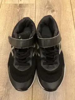 New Balance ニューバランス　611 ブラック スニーカー 19cm