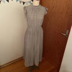 Ray Cassinフラワープリント フリル袖ワンピース