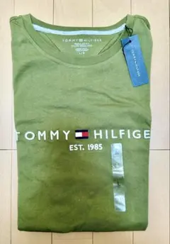 【新品】TOMMY HILFIGER オリーブグリーン Tシャツ アメリカ限定