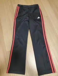 adidas ジャージ 黒&ピンクストライプ　140サイズ