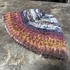 マルチカラー　ニットバケット　レッド系