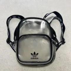 Item thumbnail for item 9bae70c3-e2bd-4e6b-9776-b70ca7cd4a95