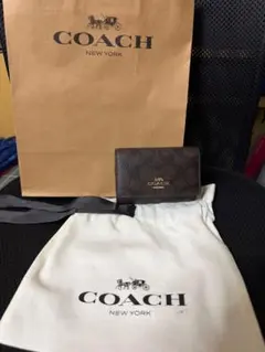 COACH ブラウンレザーキーケース 収納袋付き
