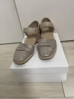 Item thumbnail for item f4d0b4ca-f800-416e-a851-195c9a5c70ea