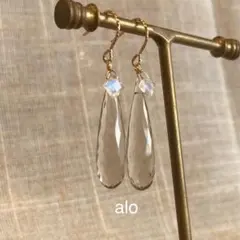 天然石14kgf ライトスモーキークォーツとレインボームーンのピアス　アレル対応