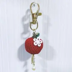 【ハンドメイド】かぎ編み　りんごのチャーム