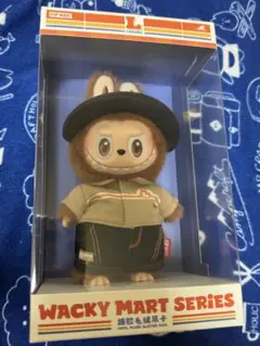 WACKY MART SERIES LABUBU 店員ラブブ