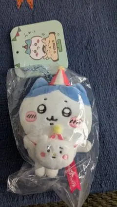 【新品未開封タグ付き】ちいかわらんど　うきうきマスコット　ハチワレ