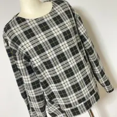 美品 HK WORKS LONDON M チェック柄 長袖 カットソーのサムネイル