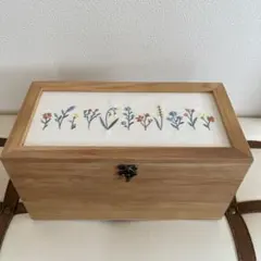 栗原はるみ ブーケ セラボックス 蓋付き 陶器 小物入れ 花柄 - メルカリ