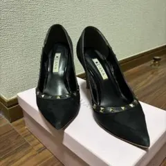ダイアナ　スタッズパンプス　ブラック